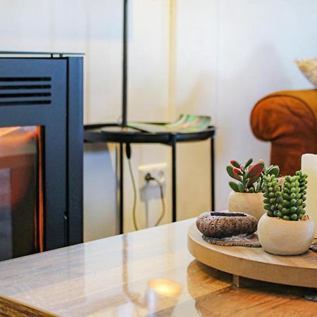 2 Bedroom Awesome Home In Udenhout エクステリア 写真