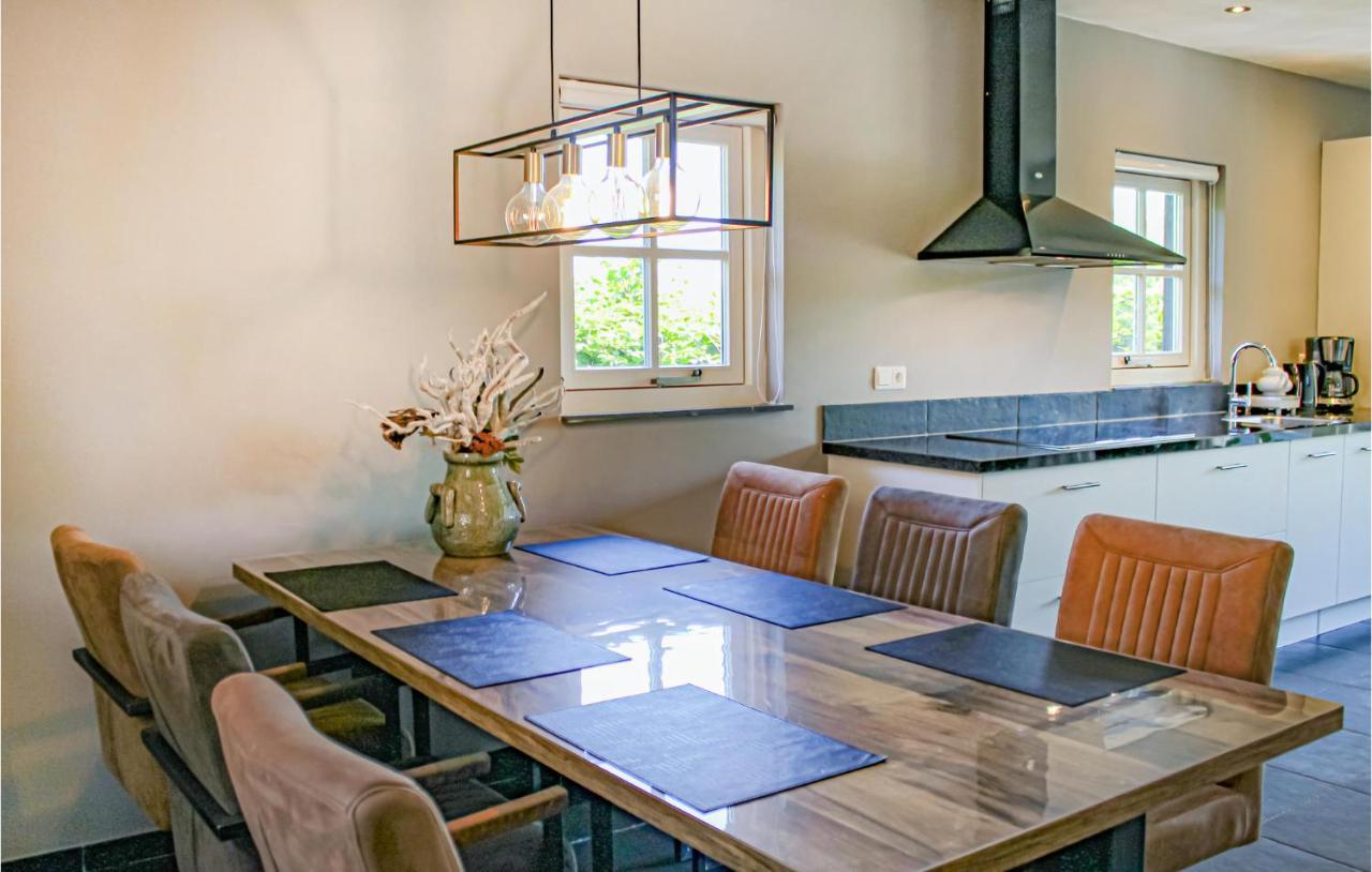 2 Bedroom Awesome Home In Udenhout エクステリア 写真