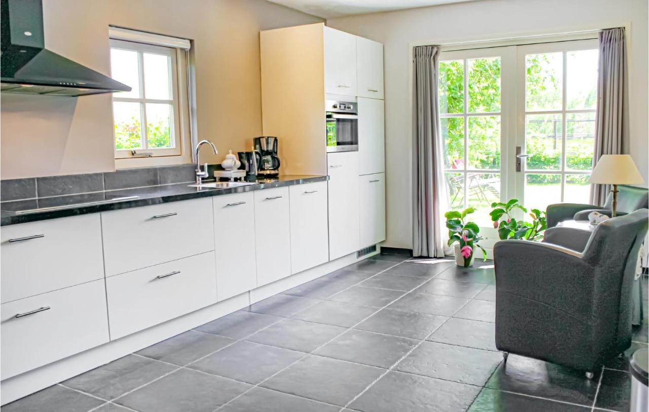 2 Bedroom Awesome Home In Udenhout エクステリア 写真