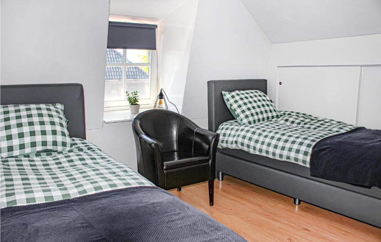 2 Bedroom Awesome Home In Udenhout エクステリア 写真
